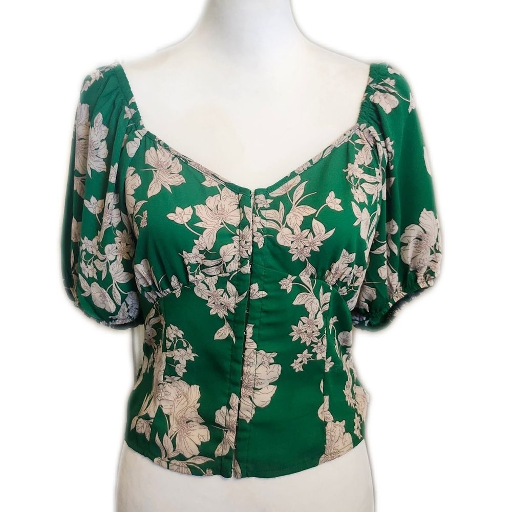 Sienna Sky Cropped Green & Cream Floral Puff Sleeve Blouse, M
